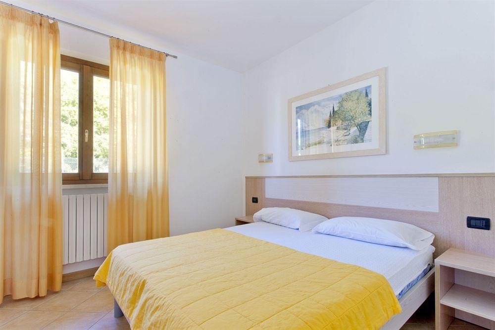 Residence Besass, Gtsgroup Tignale Exterior foto