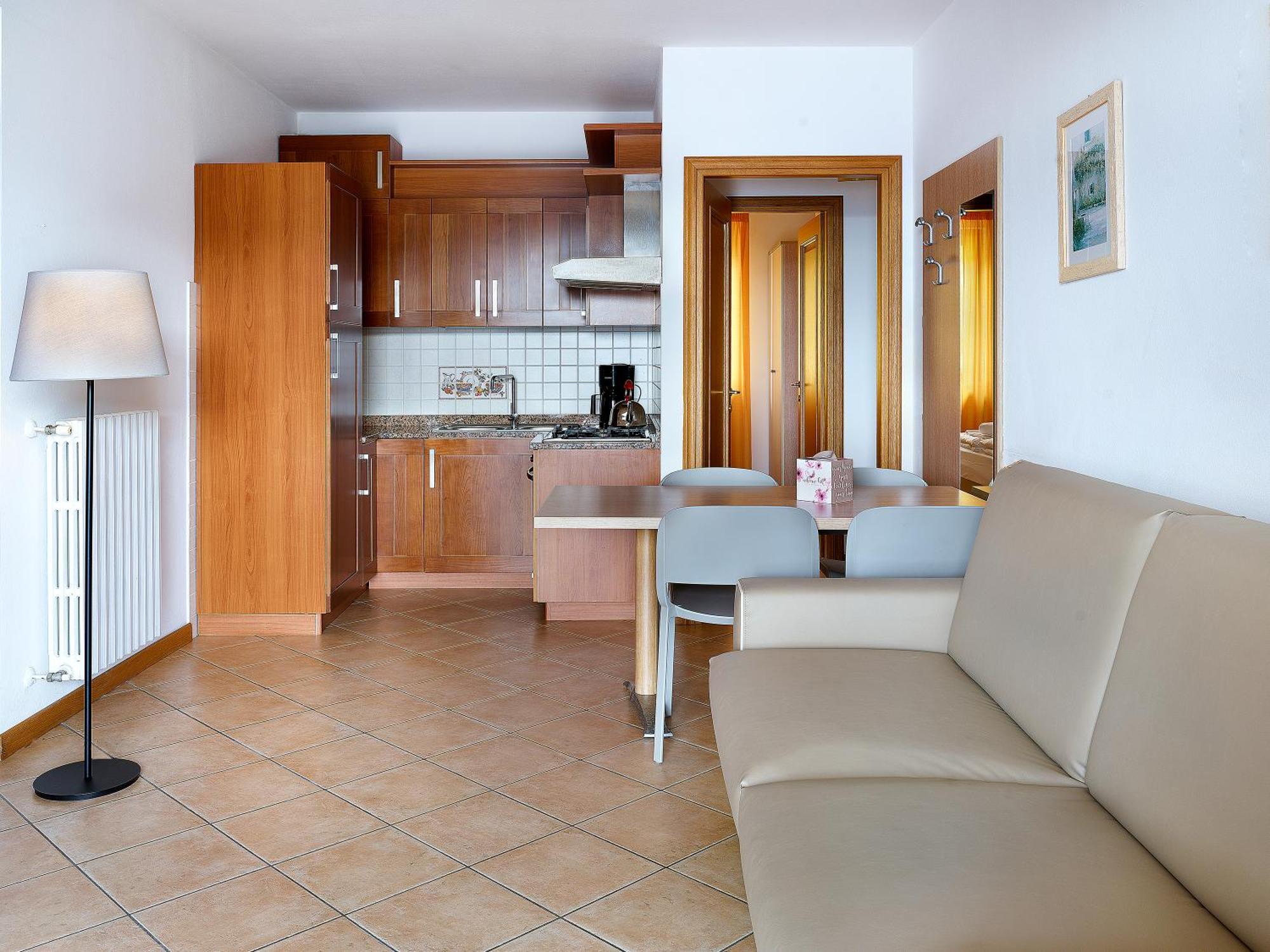 Residence Besass, Gtsgroup Tignale Exterior foto