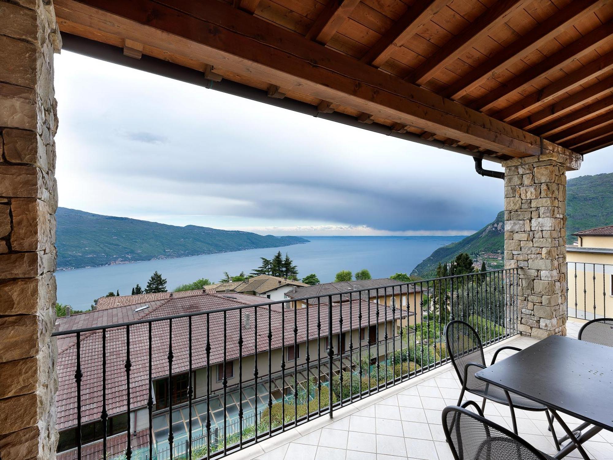 Residence Besass, Gtsgroup Tignale Exterior foto